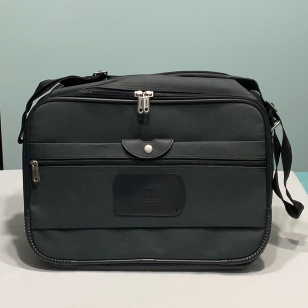 Samsonite Hunter Green Carry On Bag with Crossbody Strap